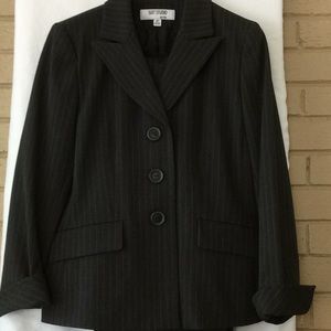 Suit Studio 2 pc dark gray pin stripe Pant suit NW